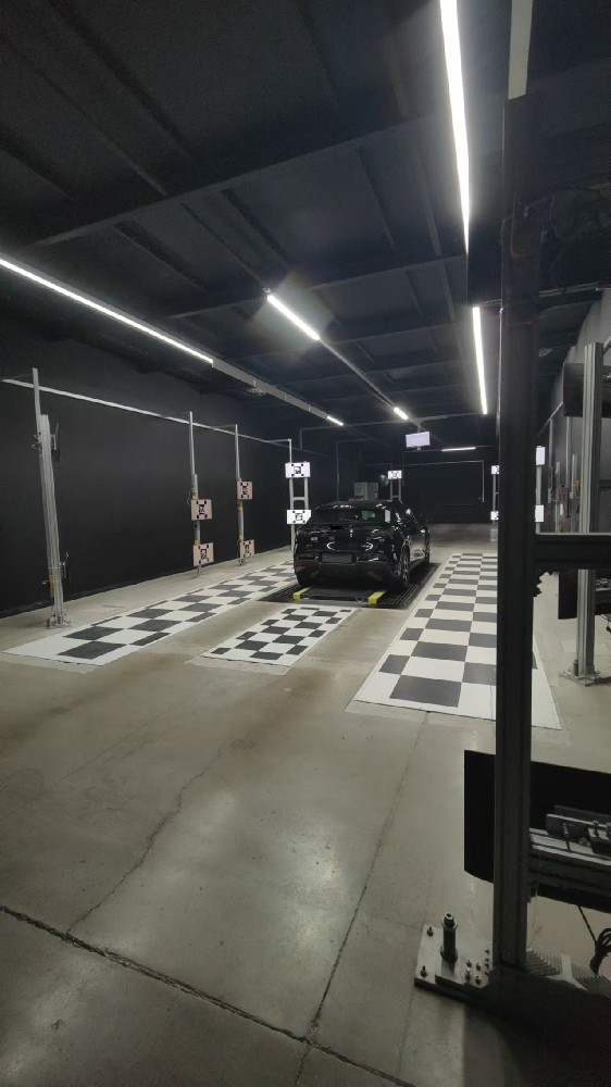 智駕標定產線,適用于自動駕駛輔助駕駛標定產線,支持激光雷達,毫米波雷達,相機等聯合標定。 智駕標定產線,適用于自動駕駛輔助駕駛標定產線,支持激光雷達,毫米波雷達,相機等聯合標定。